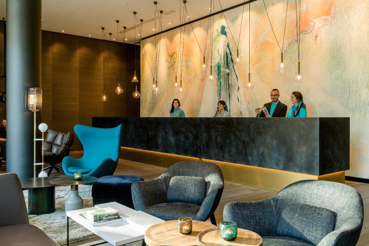 Motel One Koln-Neumarkt Екстер'єр фото